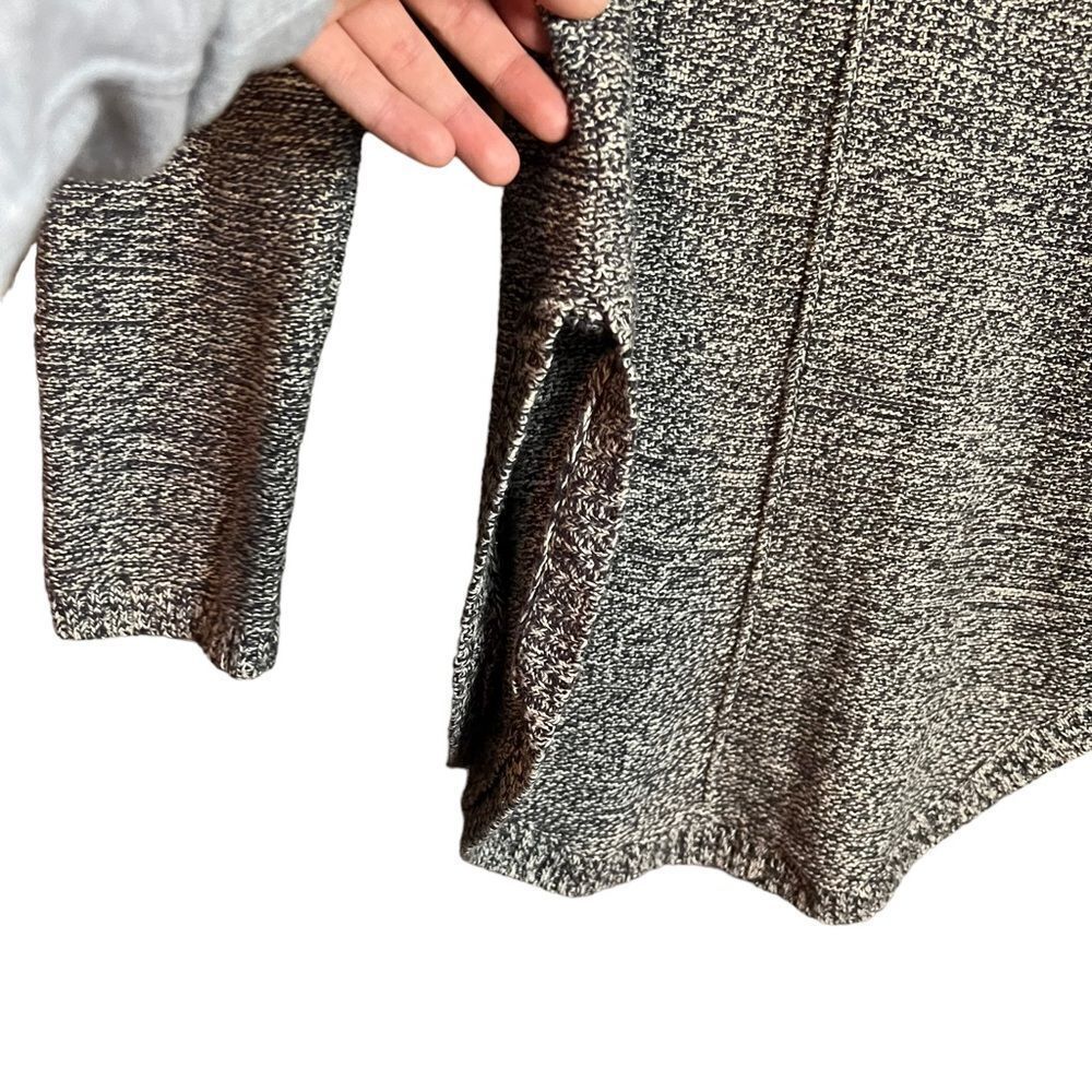 Roots grey knit screw neck sweater. Size xs - Picture 9 of 10
